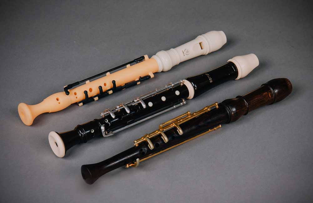 Range of one handed descant recorders